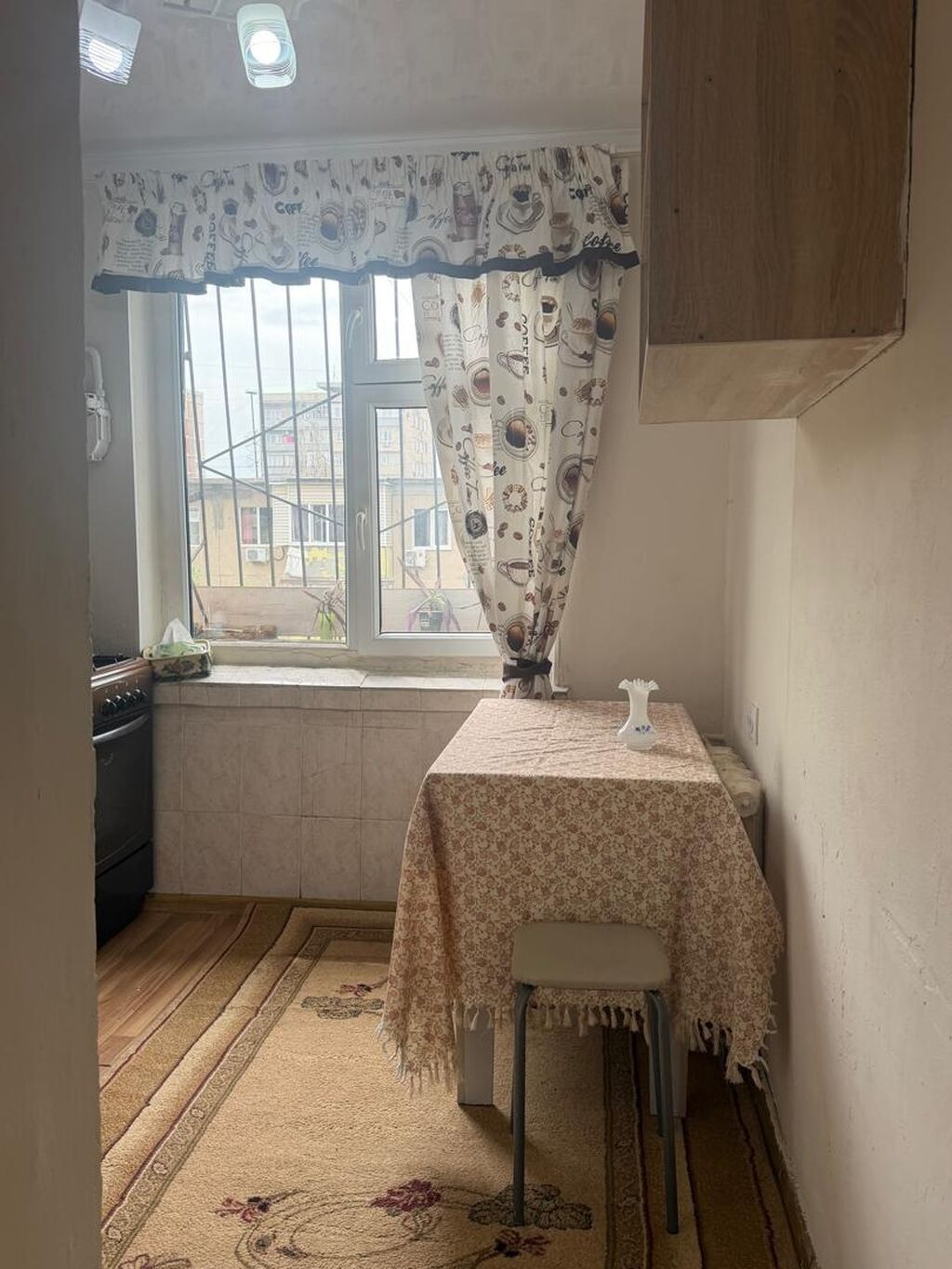 2 комнаты, 43 м², 4 мкр 104 серия, 4 этаж, Косметический ремонт: фото 2