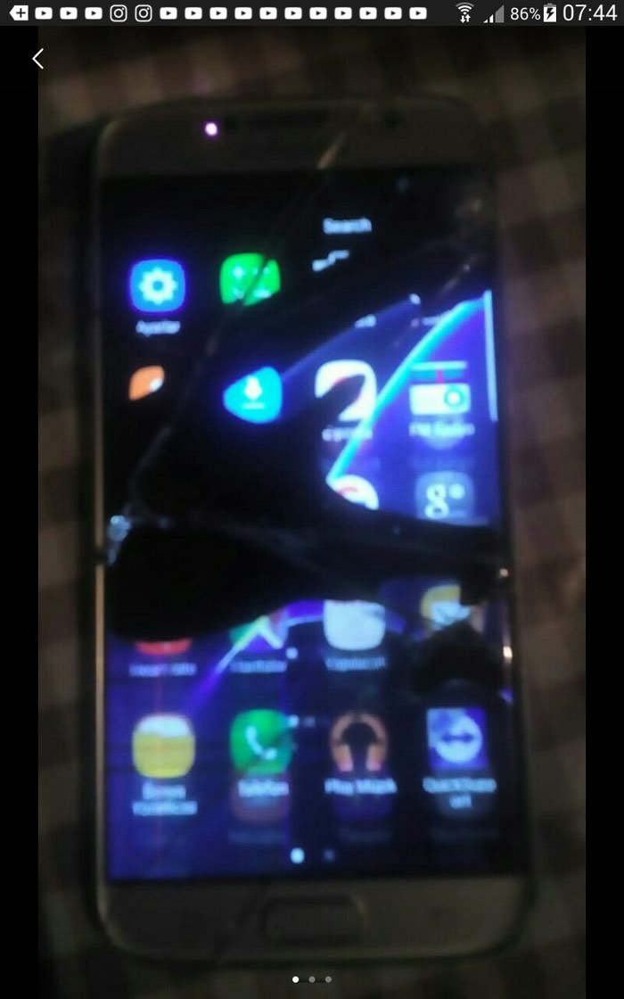 Samsung: S 7 edge ekranı çatıb velosipedlə dəyişməkdə olar - lalafo.az Bakı şəhərində S 7 edge ekranı çatıb velosipedlə dəyişməkdə olar