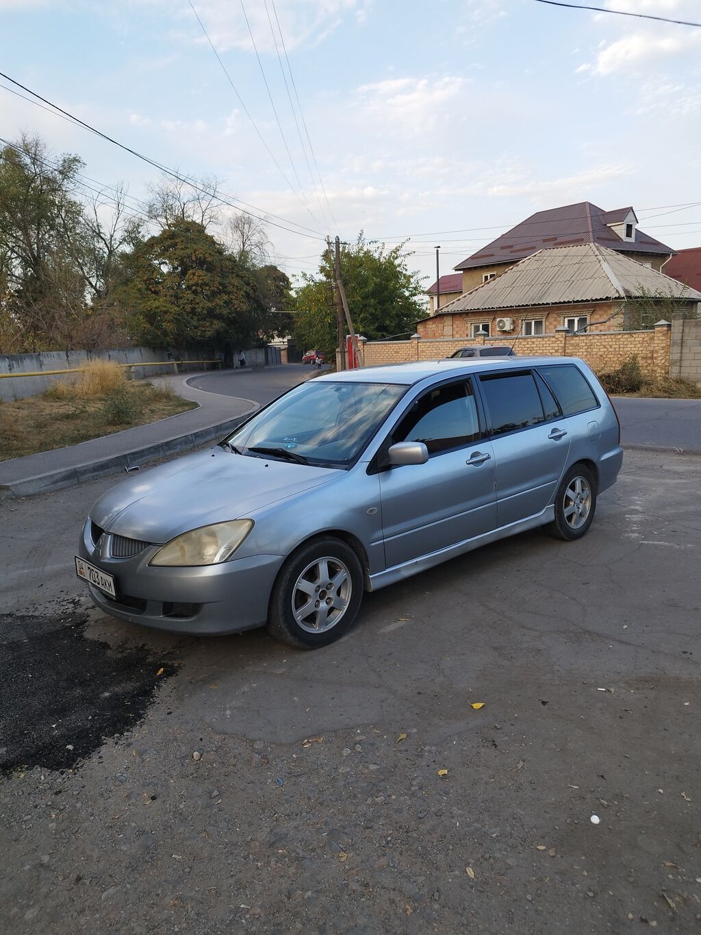 Mitsubishi Lancer