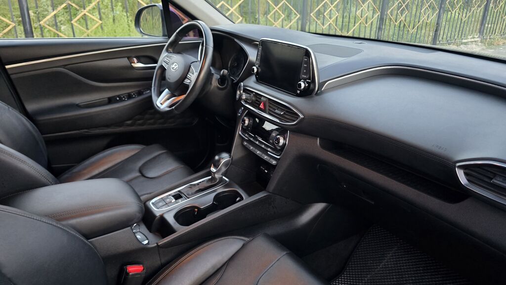 Hyundai Santa Fe: 2019 г., 2 л, Автомат, Дизель, Кроссовер: фото 4