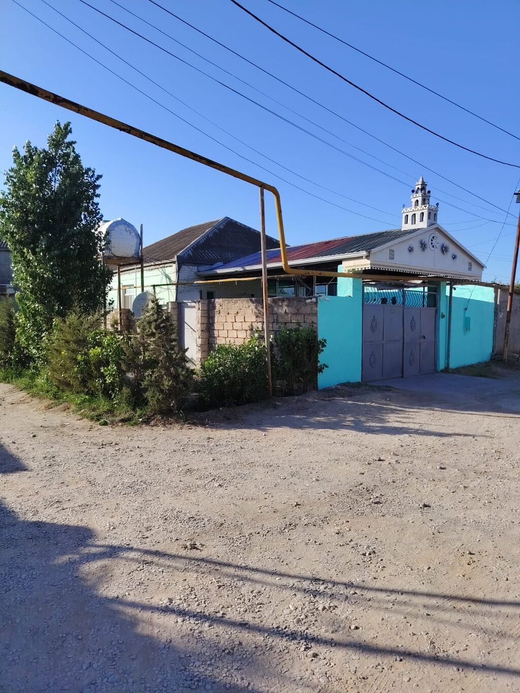 Suraxanı 3 otaqlı, 100 kv. m, Orta təmir