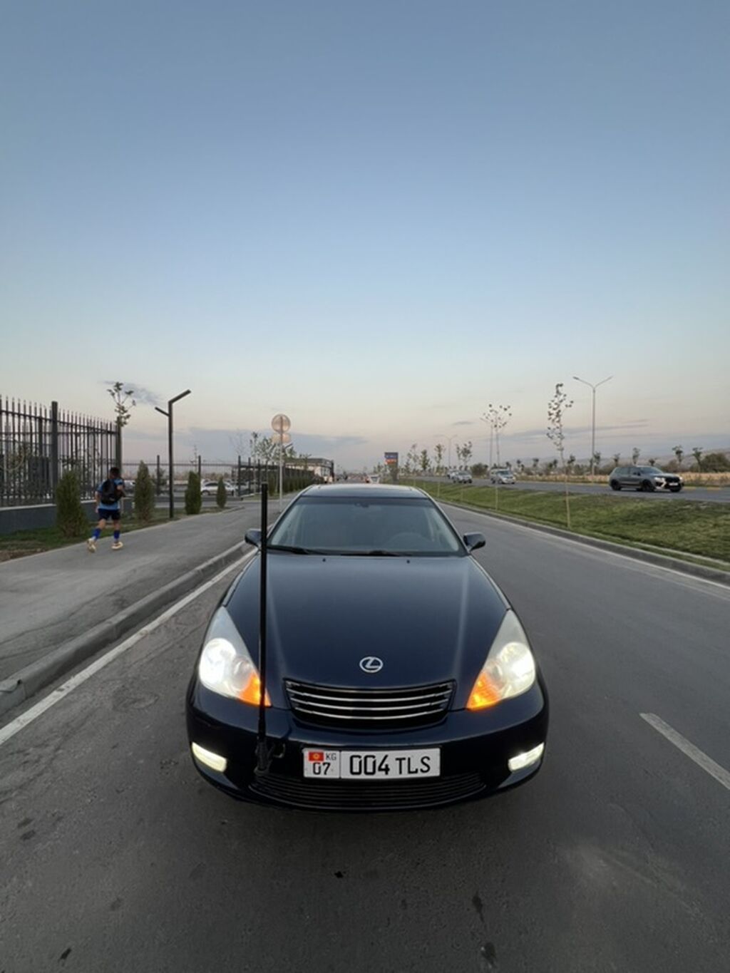 Lexus ES