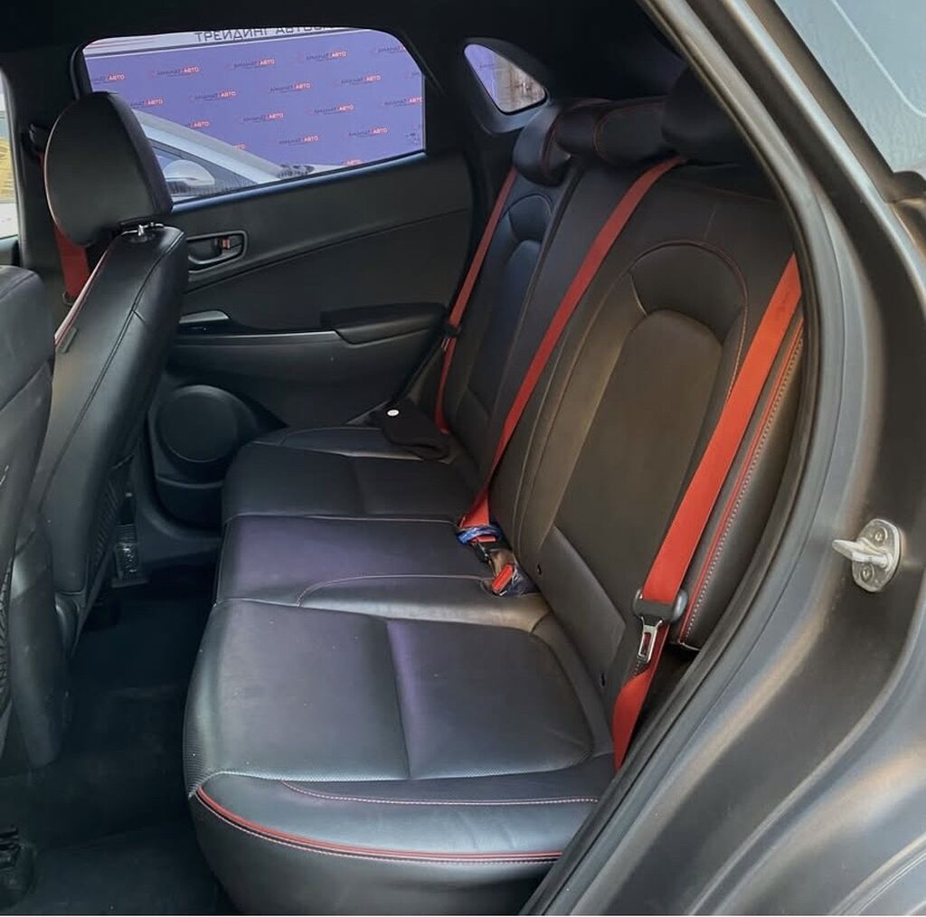 Hyundai Kona: 2019 г., 1.6 л, Автомат, Бензин, Кроссовер: фото 3