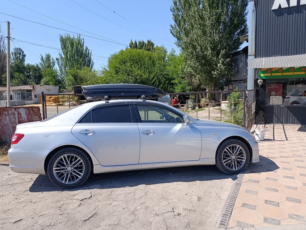 Toyota Mark X: 2005 г., 2.5 л, Автомат, Бензин, Седан: фото 3