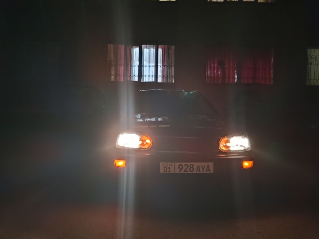 Volkswagen Golf: 1993 г., 1.8 л, Механика, Бензин, Хэтчбэк: фото 8