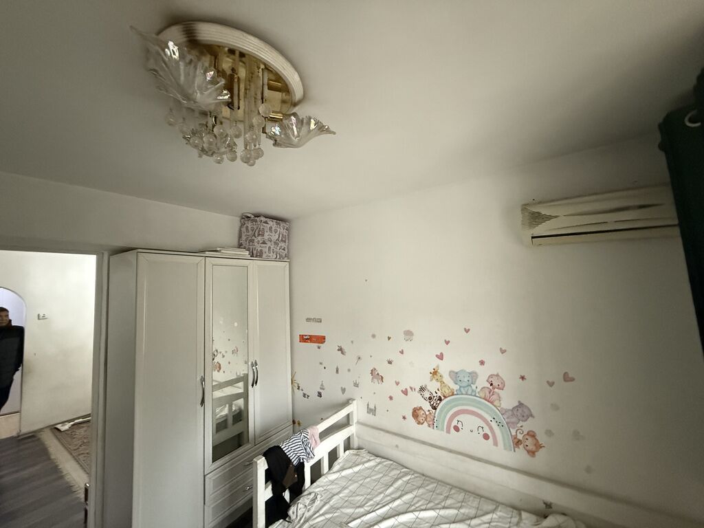 3 комнаты, 52 м², Пишпек Индивидуалка, 1 этаж, Косметический ремонт: фото 8