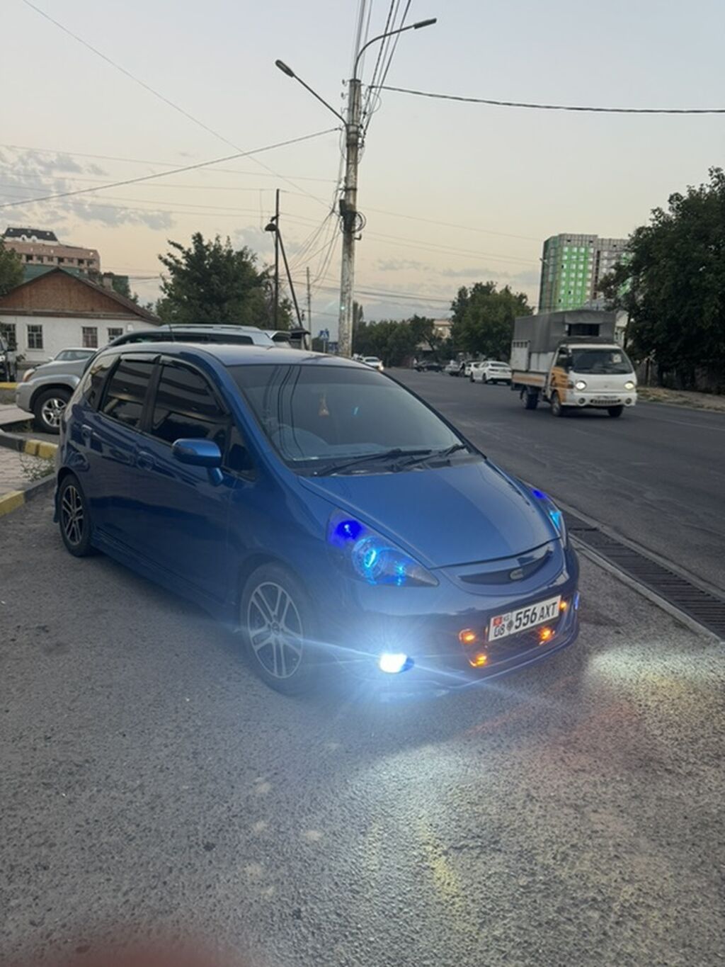 Honda Fit 2005 г., 1.5 л, автомат, тюнинг: фото 3