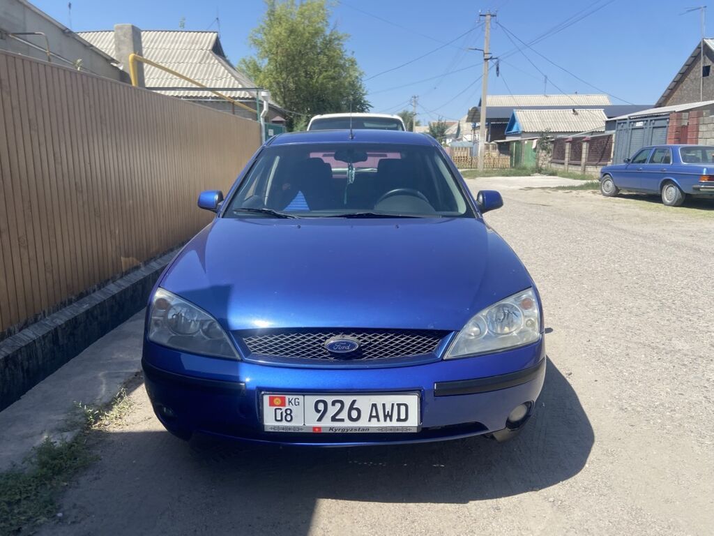 Ford Mondeo: 2001 г., Седан: фото 2