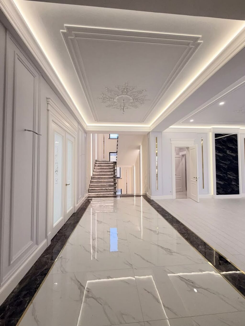 5 комнат, 584 м², Бишкек, Ынтымак ж/м: фото 7