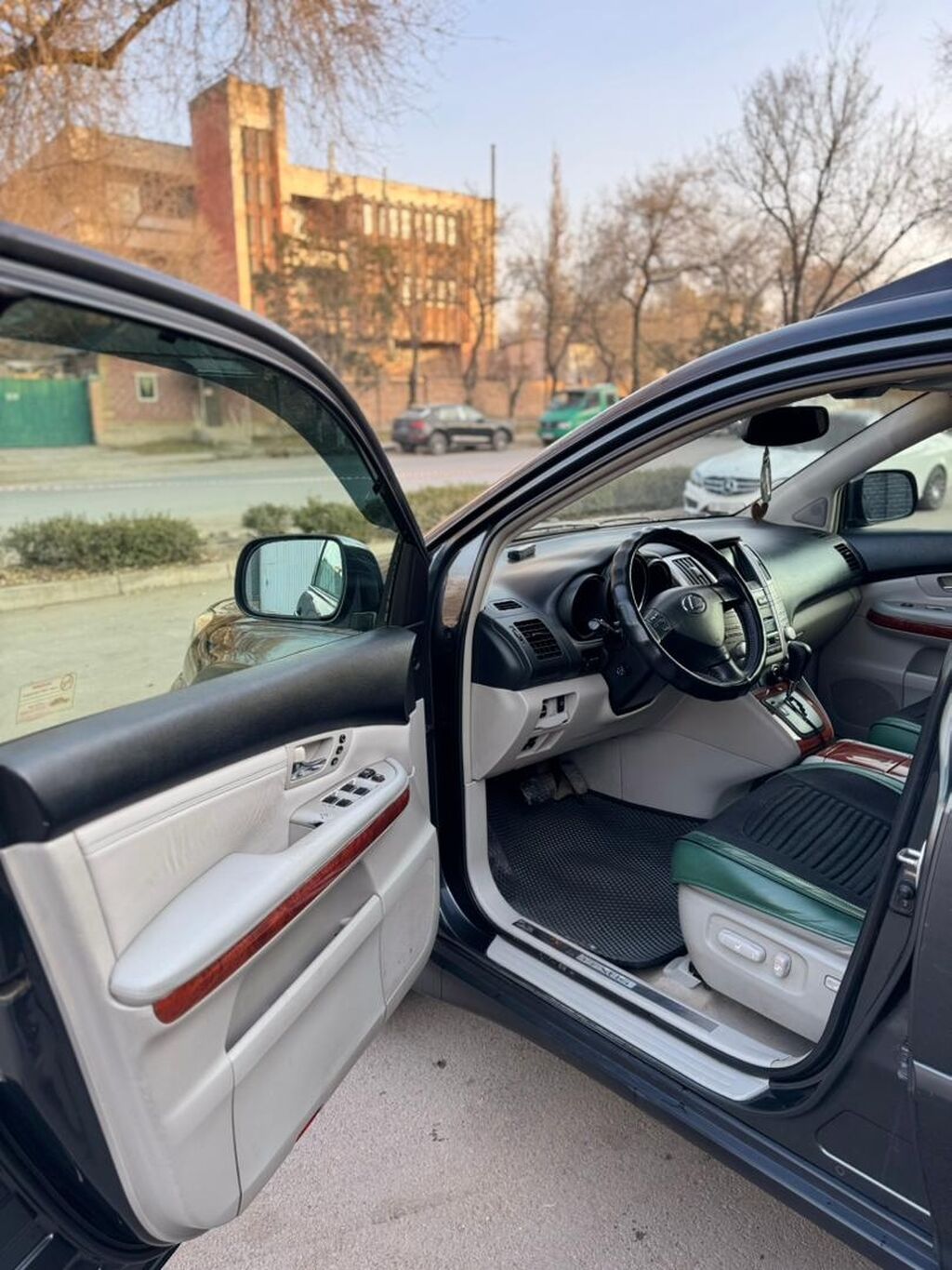 Lexus RX: 2004 г., 3 л, Автомат, Бензин, Кроссовер: фото 7