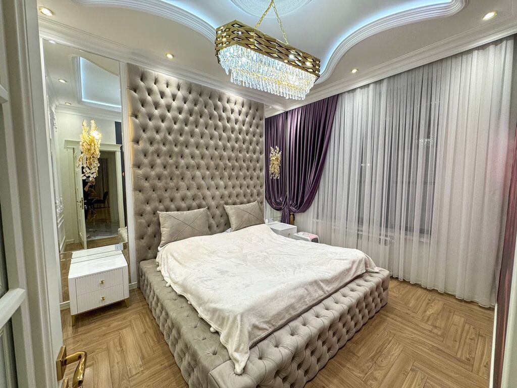 Lüks iki mərtəbəli villa – modern eksteryer və yüksək səviyyəli
