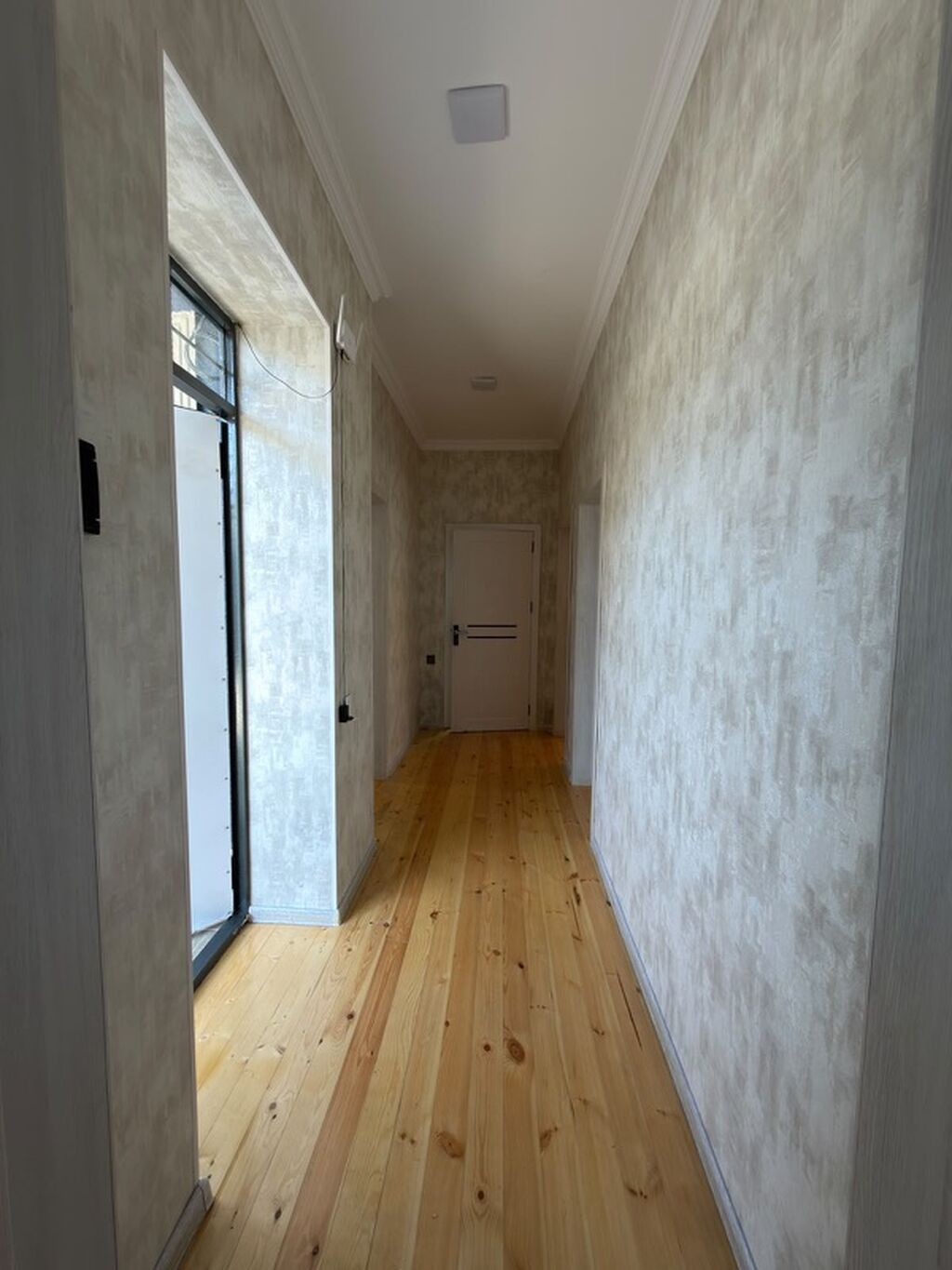 3 otaqlı, 85 kv. m, Yeni təmirli
