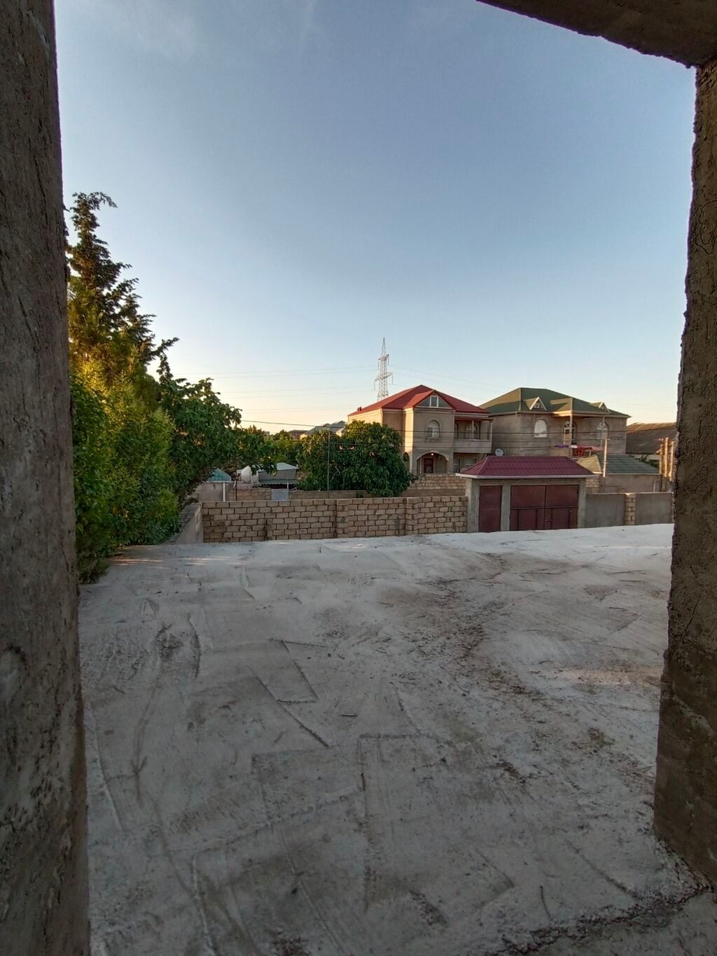 6 otaqlı, 300 kv. m, Kredit yoxdur, Təmirsiz
