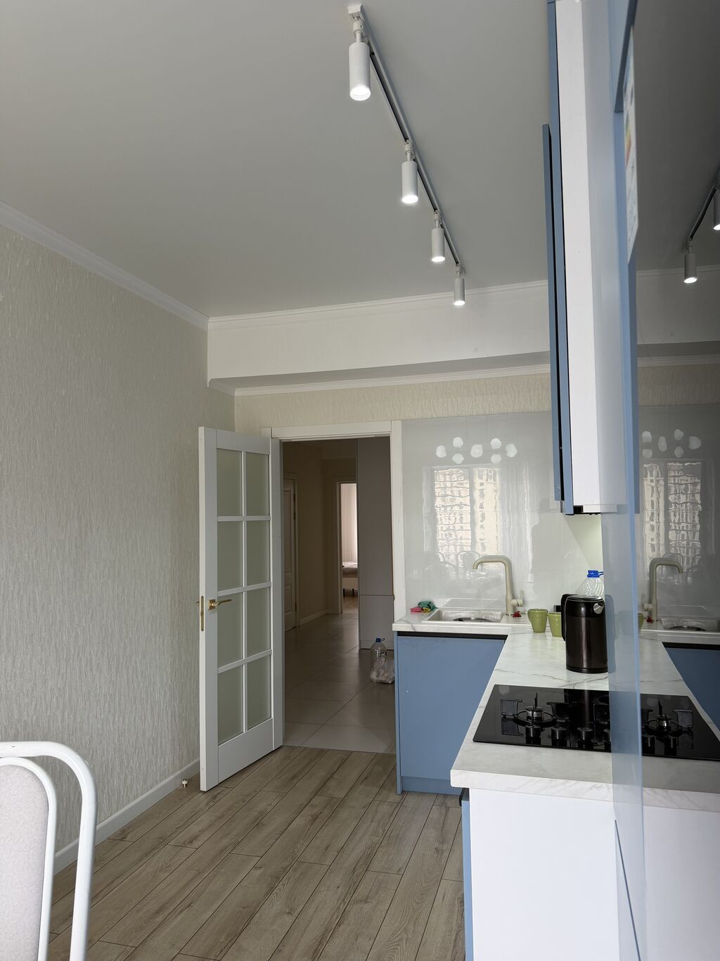 2 комнаты, 70 м², АУЦА Элитка, 6 этаж, Свежий ремонт: фото 2