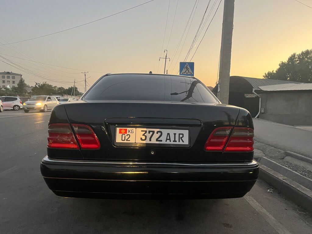 Mercedes-Benz E-Class: 1999 г., 4.3 л, Автомат, Газ, Седан: фото 3