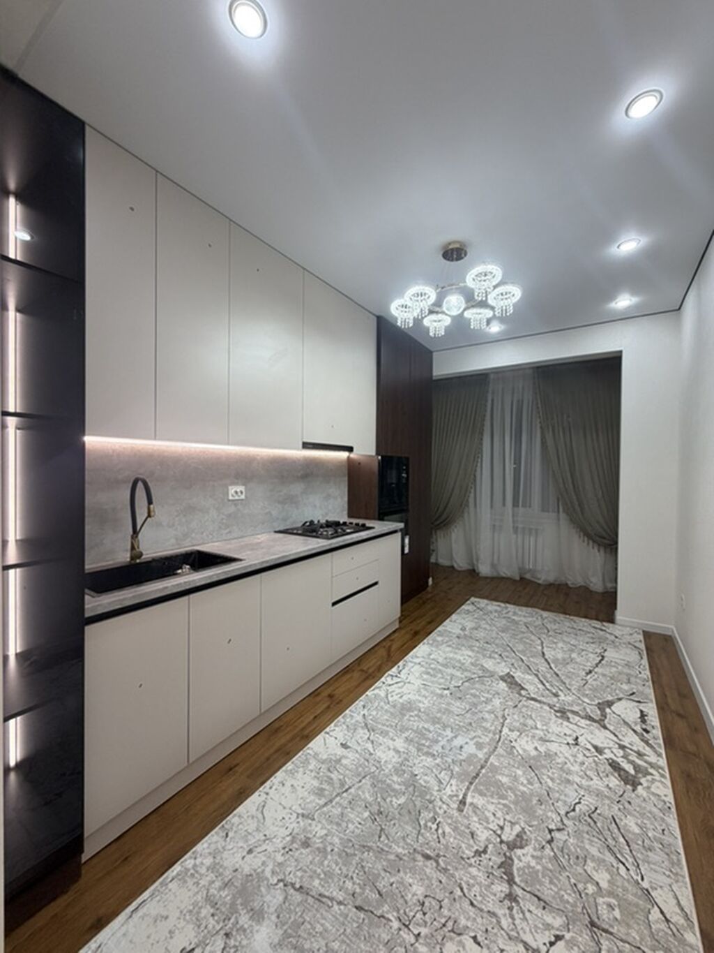 Продается 3-комнатная квартира, 93 м², 7 Апреля, 164: фото 5