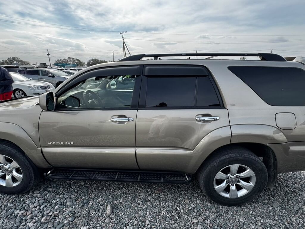 Toyota 4Runner: 2008 г., 4 л, Автомат, Газ, Внедорожник: фото 2