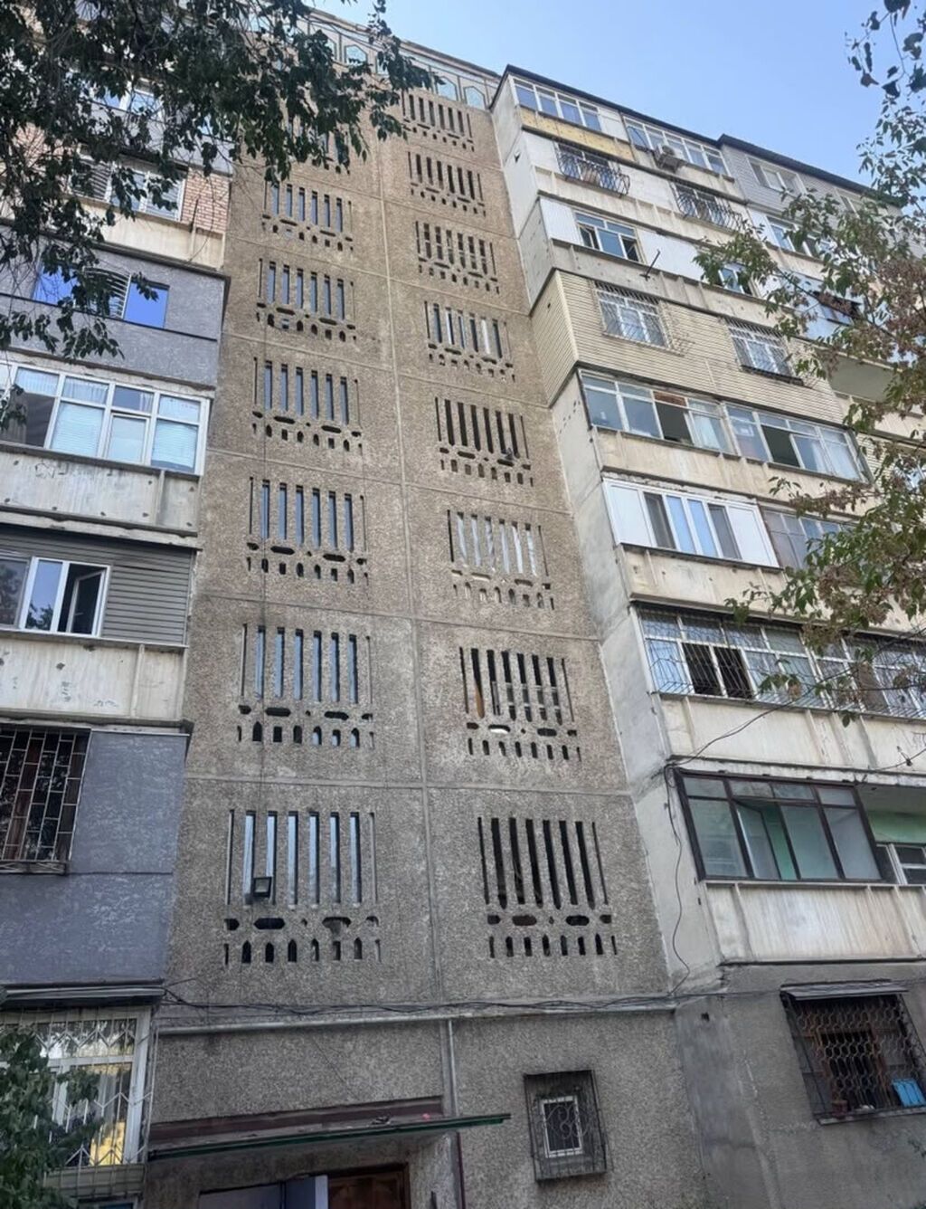 2 комнаты, 52 м², 9 мкр 106 серия, 9 этаж, Требуется ремонт: фото 1