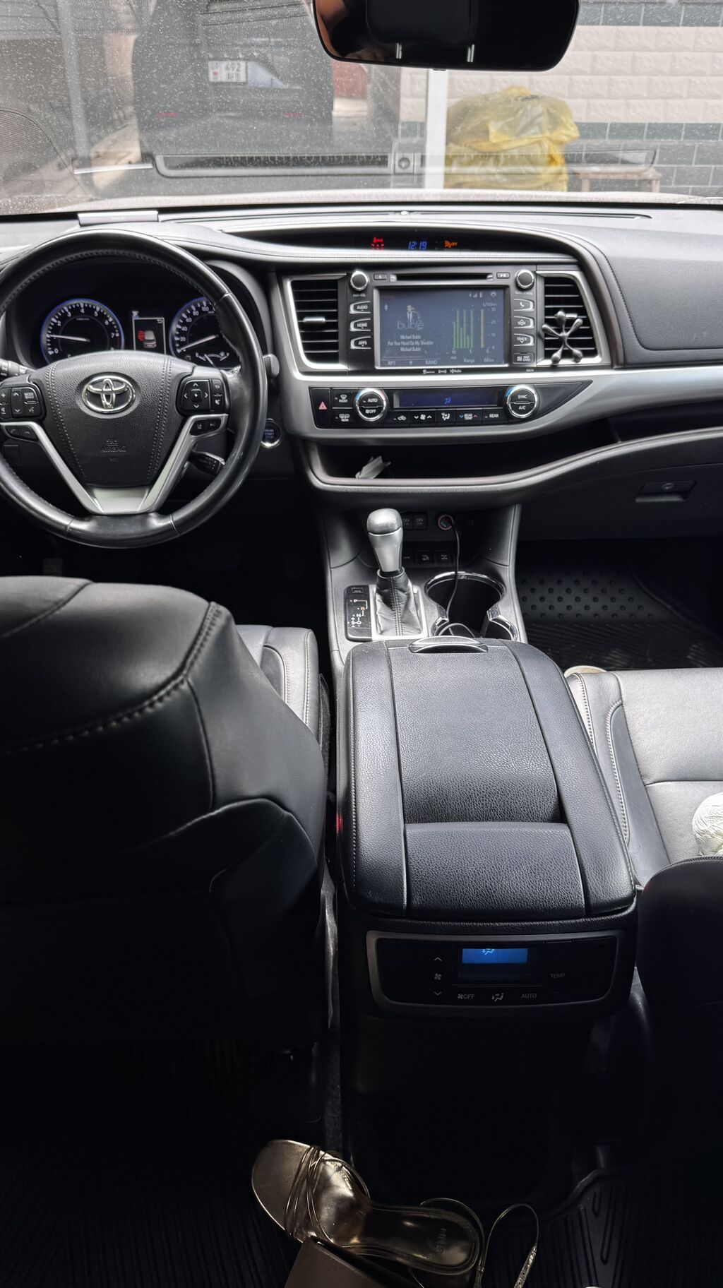 Toyota Highlander: 2017 г., 3.5 л, Автомат, Кроссовер: фото 3