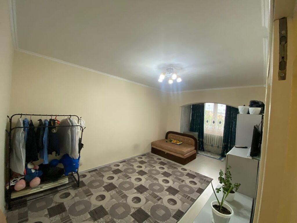 Продается 1-комнатная квартира, 44 м², ул. Калык Акиева 106: фото 3