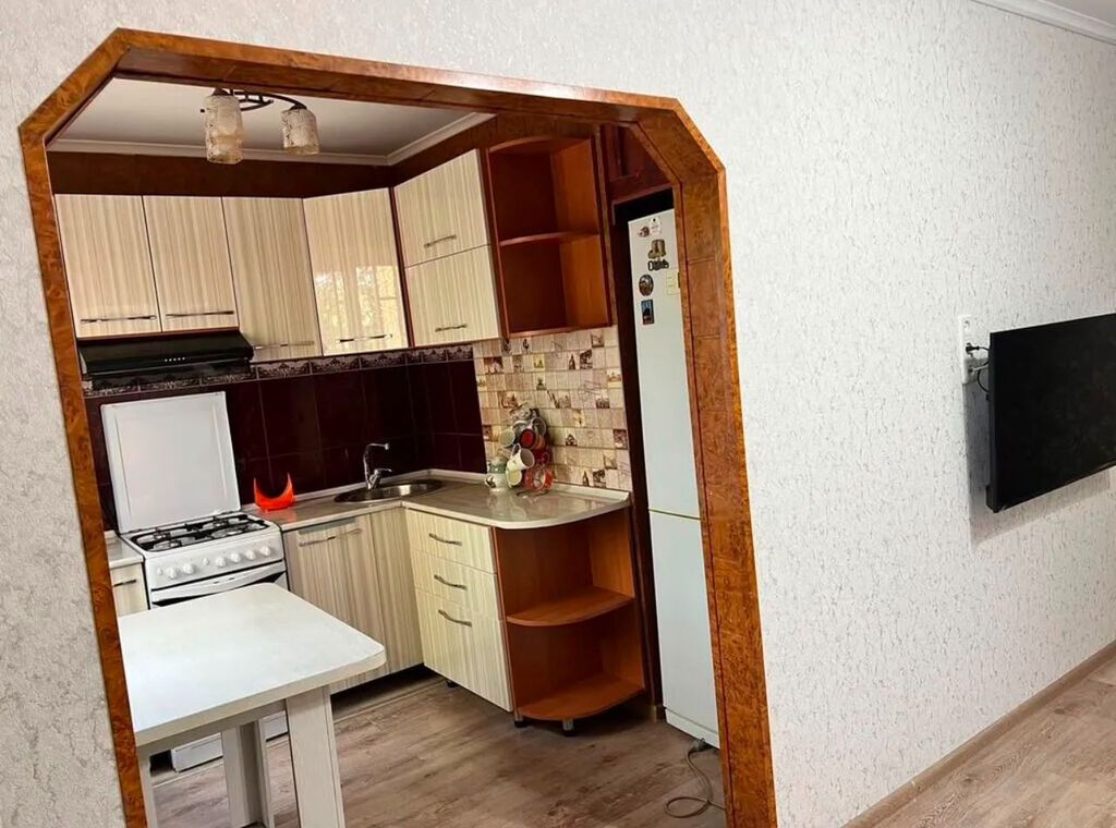 3 комнаты, 58 м², 7 мкр 1 этаж: фото 2