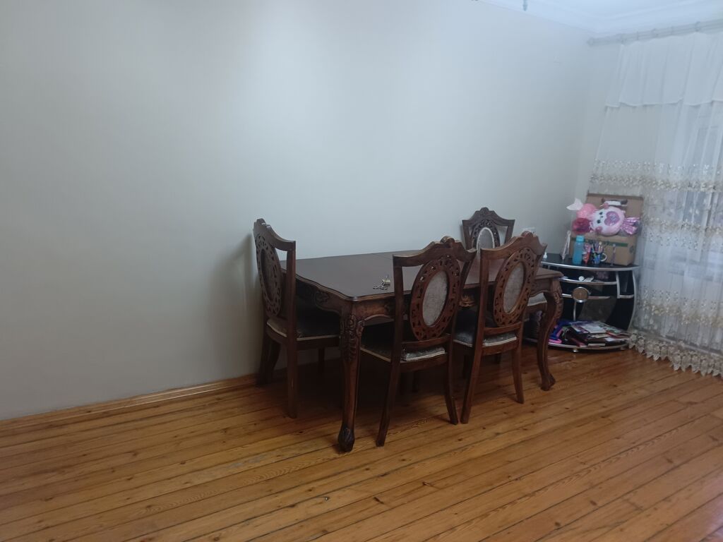 Watsap 00905526109033 2 otaqlı mənzil. Ev leningrad proyekt. Soyuducu