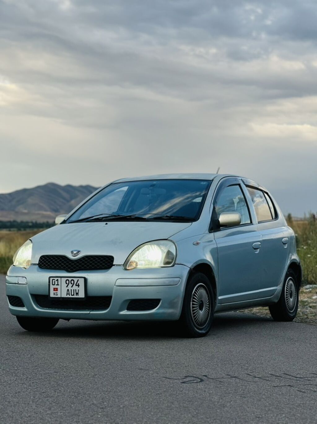 Продаю Toyota Visz Год выпуска 2003 Двигатель 1.3 Автомат Цвет: фото 2