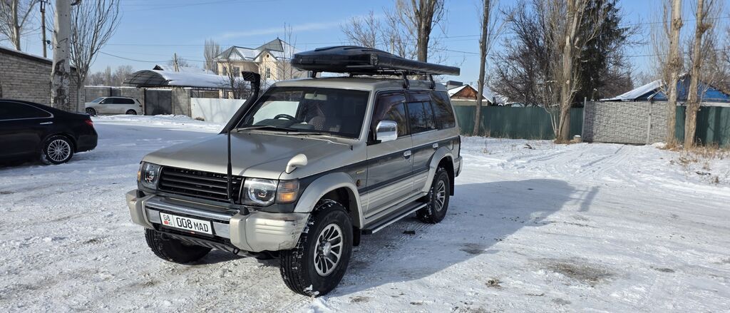 Mitsubishi Pajero: 1993 г., 2.5 л, Автомат, Дизель, Внедорожник: фото 6