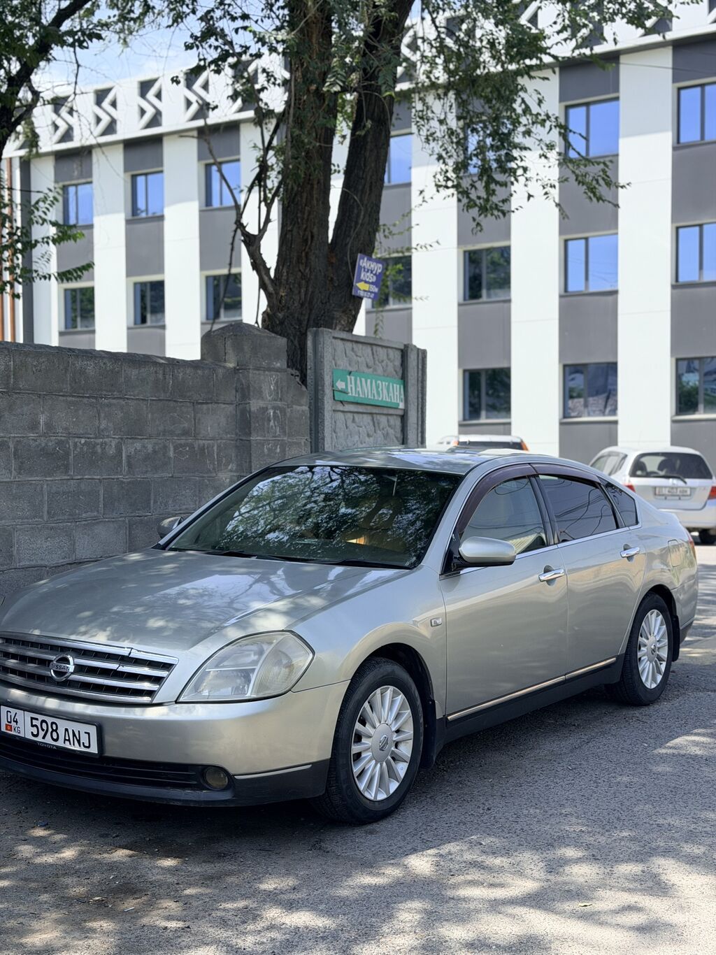 Nissan Teana: 2004 г., 2.3 л, Автомат, Бензин, Седан: фото 3