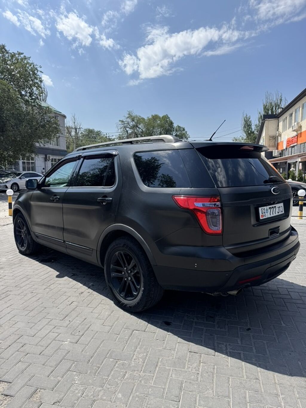 Ford Explorer: 2013 г., 3.5 л, Автомат, Внедорожник: фото 5
