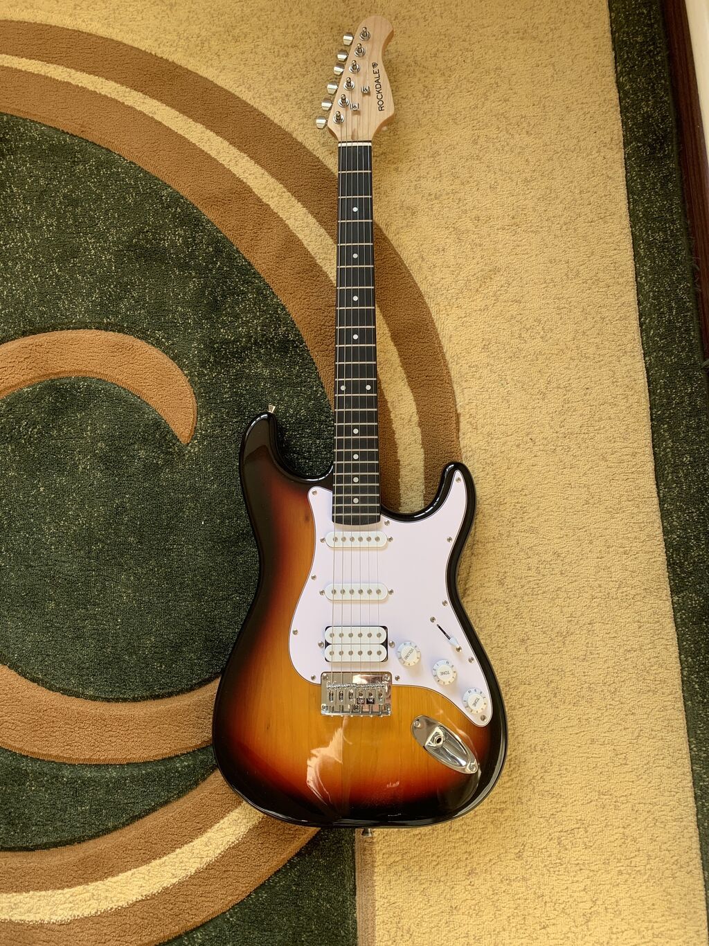 Stratokaster HT Hss Кленовый Цвет От Фирмы RockDale Вот обзор на эту: фото 5