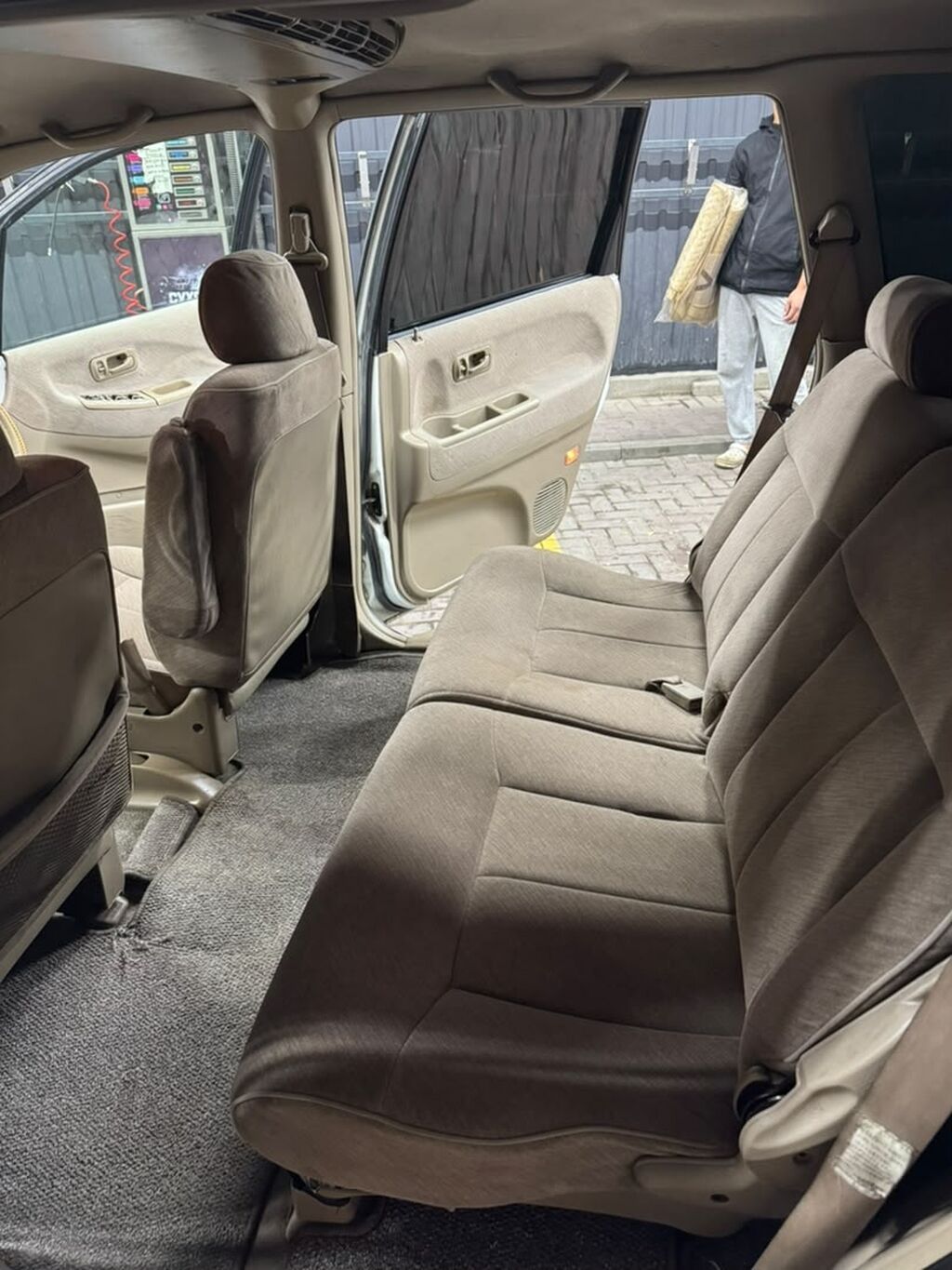 Honda Odyssey: 1999 г., 2.3 л, Автомат, Газ, Минивэн: фото 8