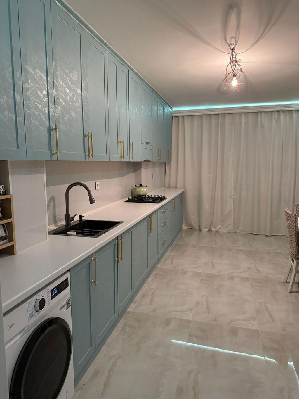 Bakı, Əhmədli, 4 otaqlı, Köhnə tikili, m. Xalqlar Dostluğu, 127 kv. m