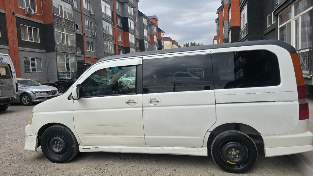 Honda Stepwgn: 2001 г., 2 л, Автомат, Газ, Минивэн: фото 3