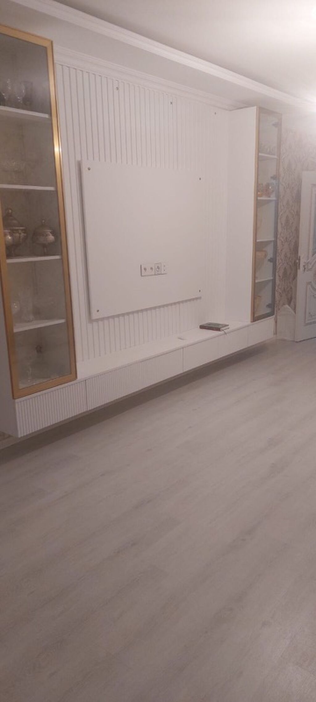 3 otaqlı, Yeni tikili, 110 kv. m