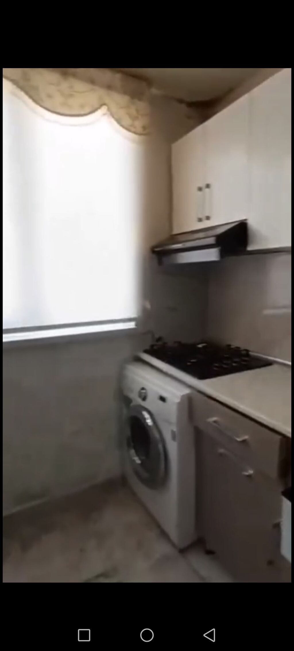 Saraeva 8 . Əhmədli metrosu yaxınlığında metroya 5 deyqa piyada 9/3