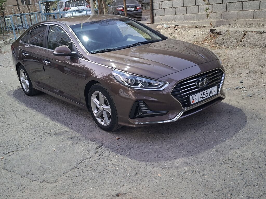 Hyundai Sonata: 2017 г., 2 л, Автомат, Бензин, Седан: фото 3