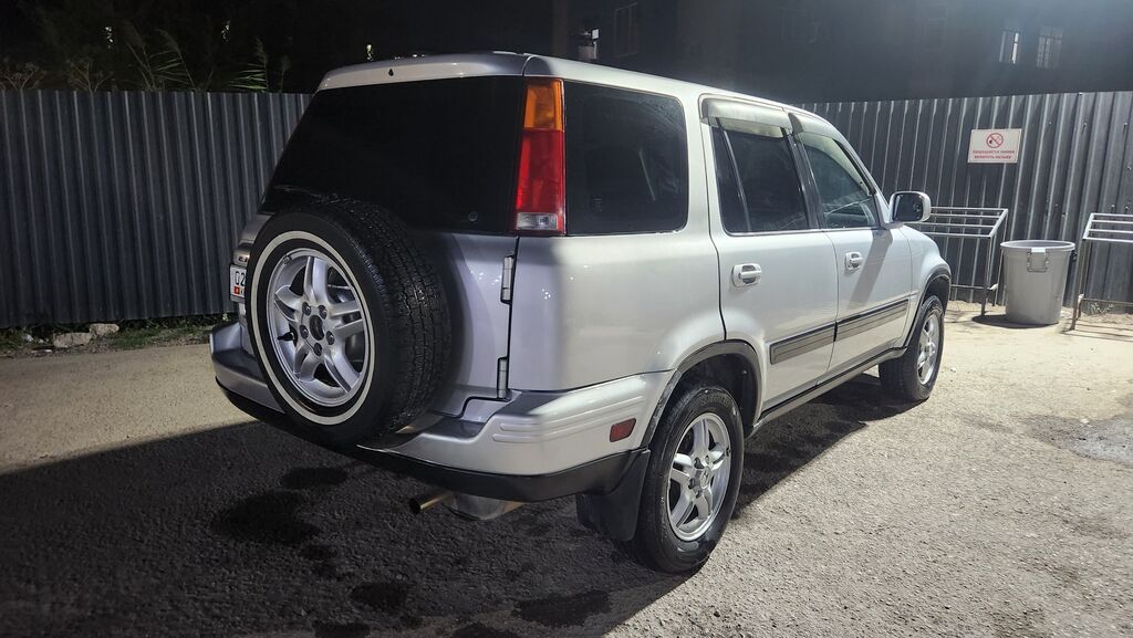 Honda CR-V: 2000 г., 2 л, Автомат, Бензин, Кроссовер: фото 3