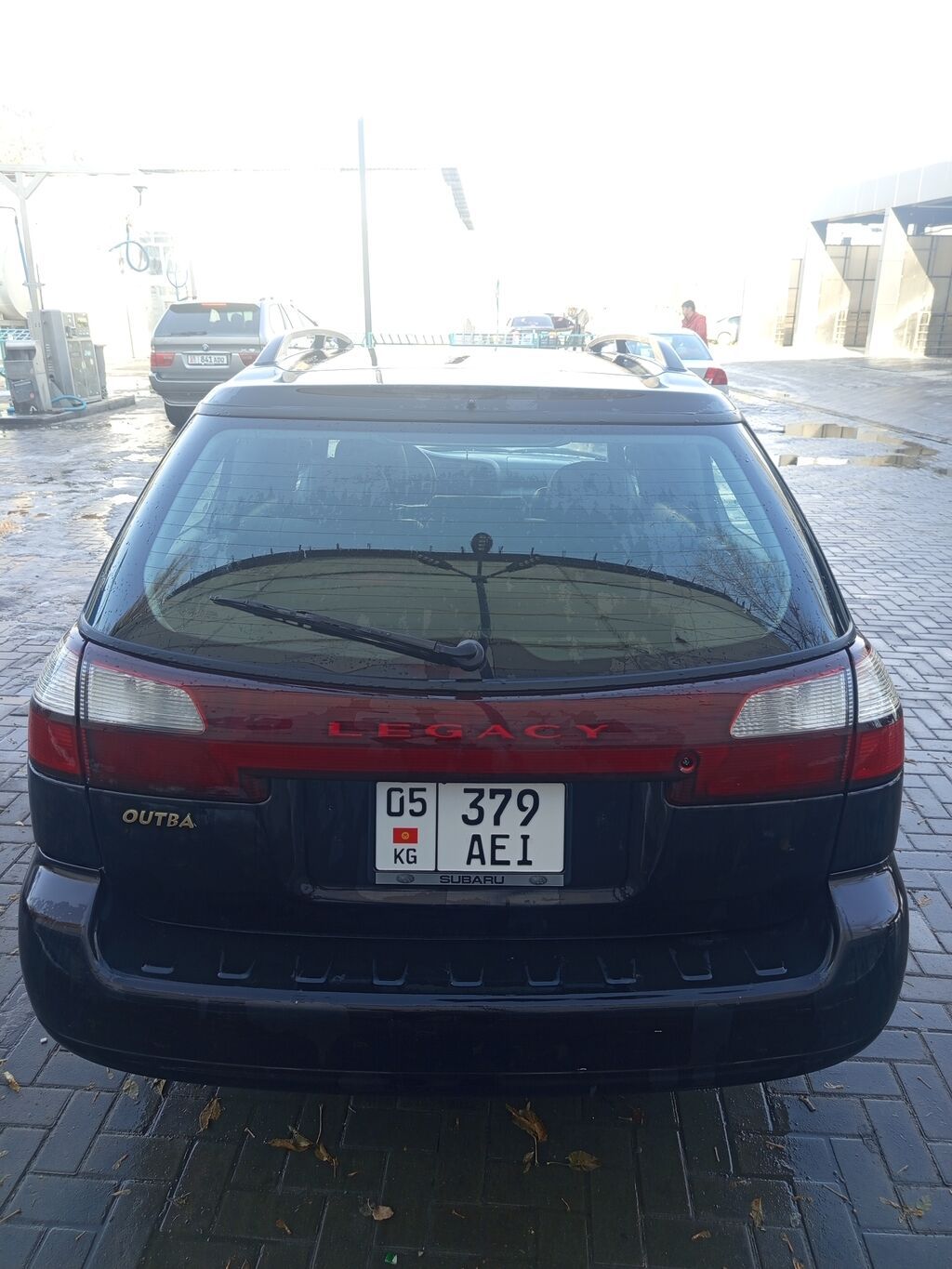 Subaru Outback: 2001 г., 2.5 л, Автомат, Газ, Хэтчбэк: фото 3
