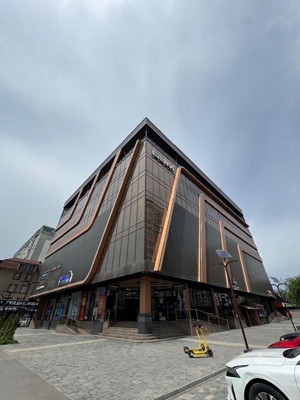 Продажа офисов 90 м², С ремонтом, Многоэтажное здание, 6 этаж