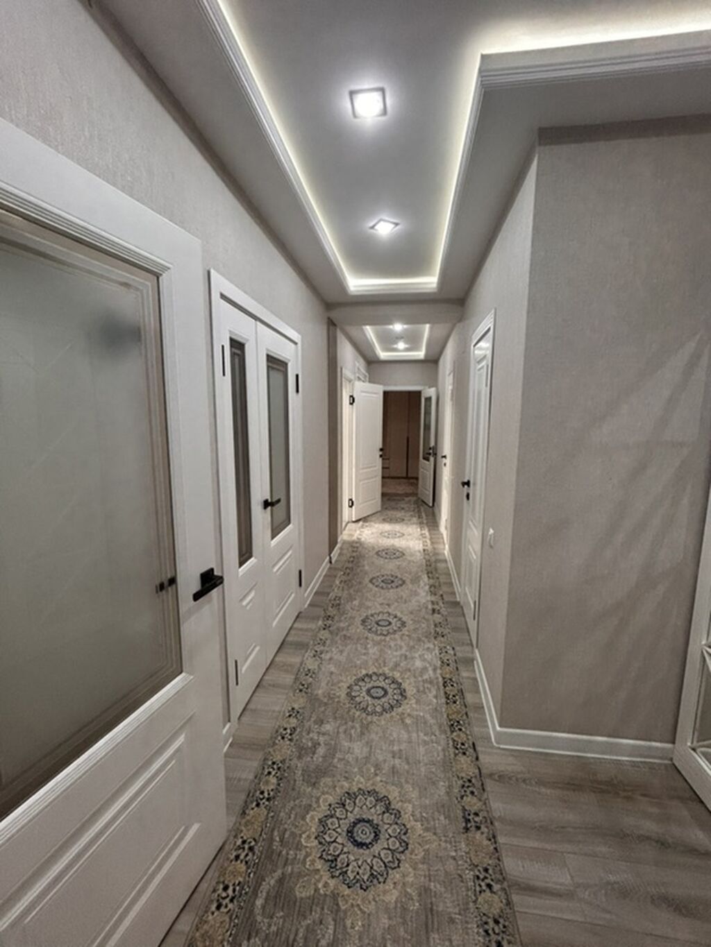Сдам 3-комнатную квартиру 86 м², 11 этаж, дизайнерский ремонт: фото 1