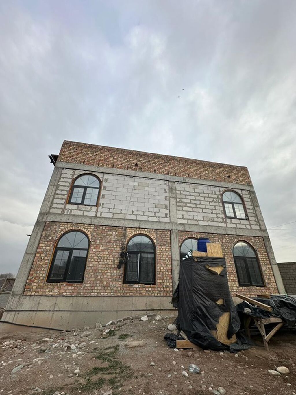 Продаются 2 таунхауса у Бишкека (250 м², 4 сотки): фото 4