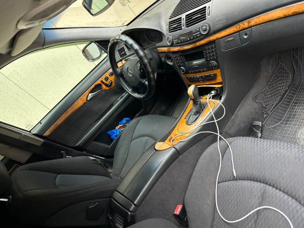 Mercedes-Benz E-Class: 2002 г., 3.2 л, Автомат, Бензин, Седан: фото 5