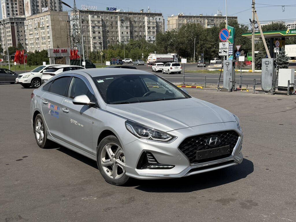 Hyundai Sonata: 2021 г., 2 л, Газ, Седан: фото 2