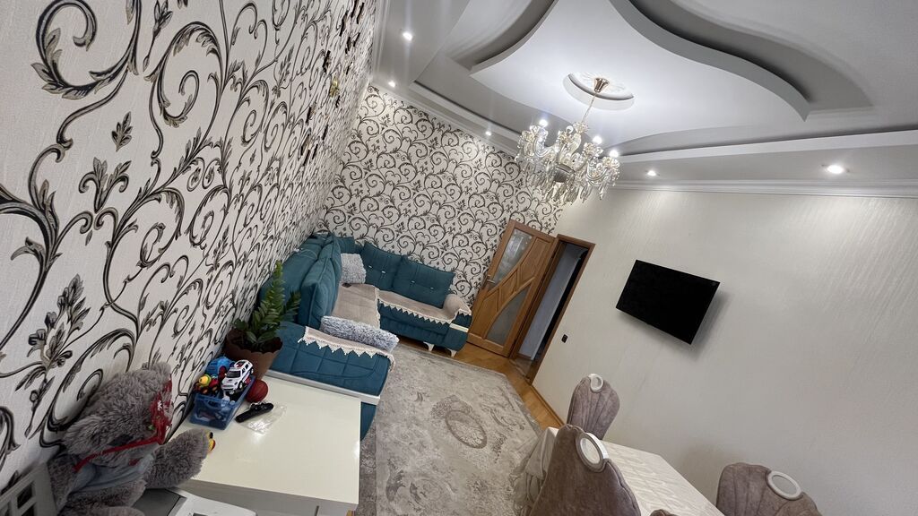 Sumqayıt, 3 otaqlı, Köhnə tikili, 92 kv. m