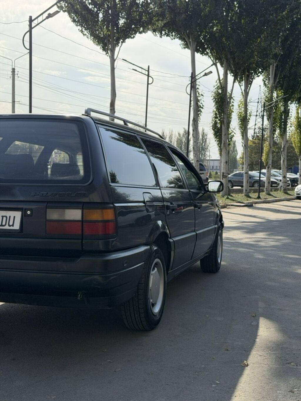Volkswagen Passat Variant: 1992 г., 1.8 л, Механика, Бензин, Универсал: фото 3
