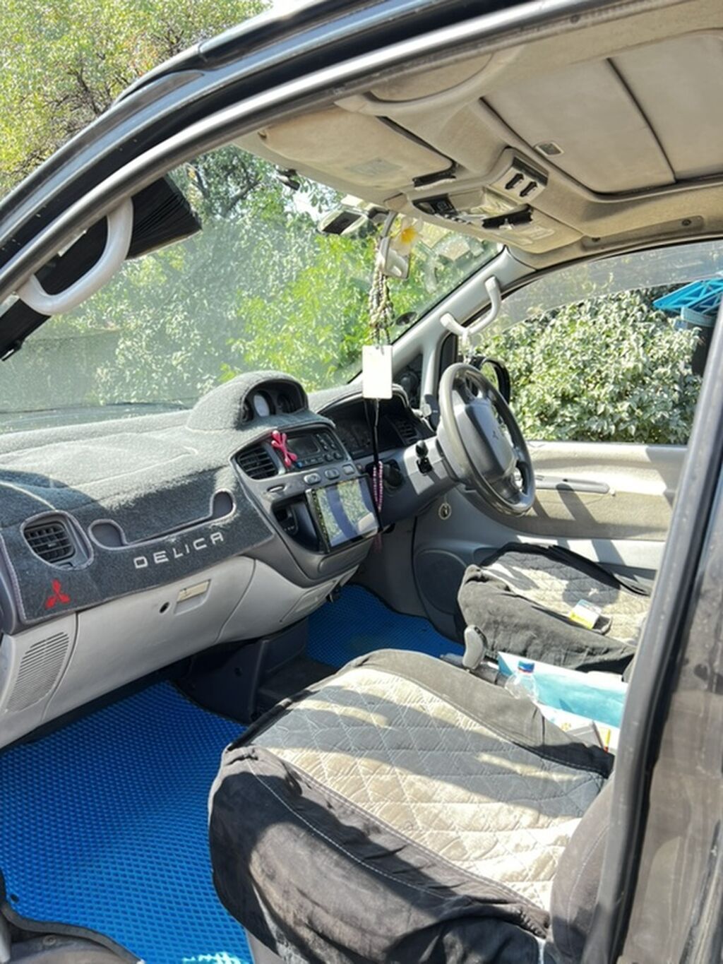 Mitsubishi Delica: 1997 г., 3 л, Автомат, Газ, Минивэн: фото 3