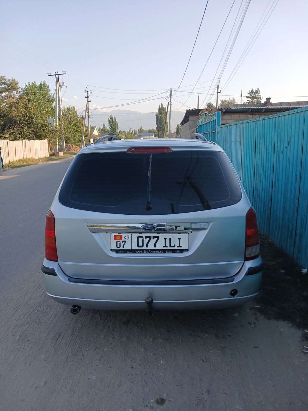 Ford Focus: 2003 г., 1.8 л, Механика, Бензин, Универсал: фото 2
