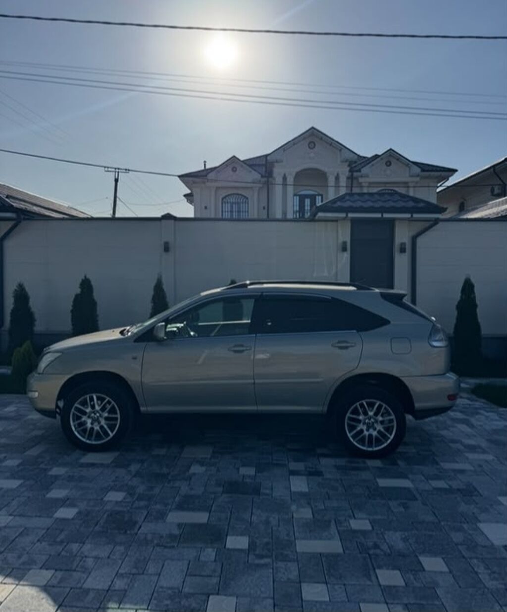 Lexus RX: 2005 г., 3 л, Автомат, Газ, Кроссовер: фото 2