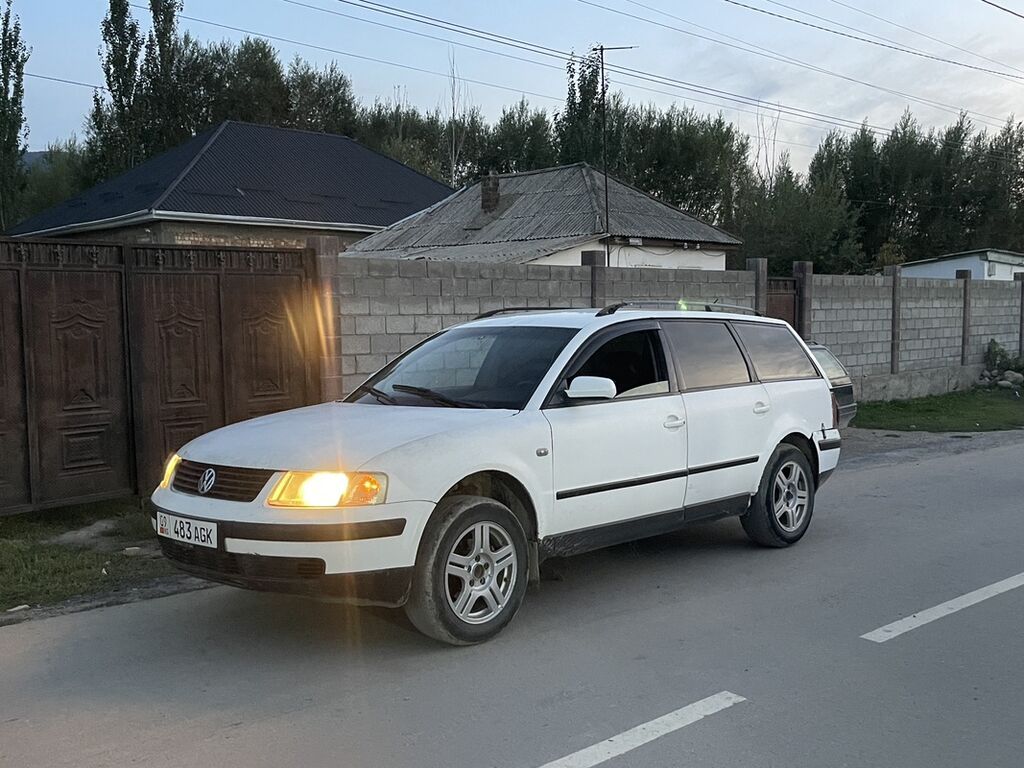 Volkswagen Passat: 1998 г., 1.8 л, Механика, Бензин, Универсал: фото 4